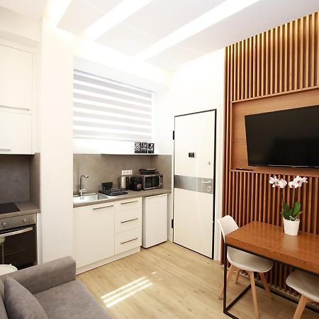 Emily In Athens - Central Modern Flat Syntagma E4 Exterior foto